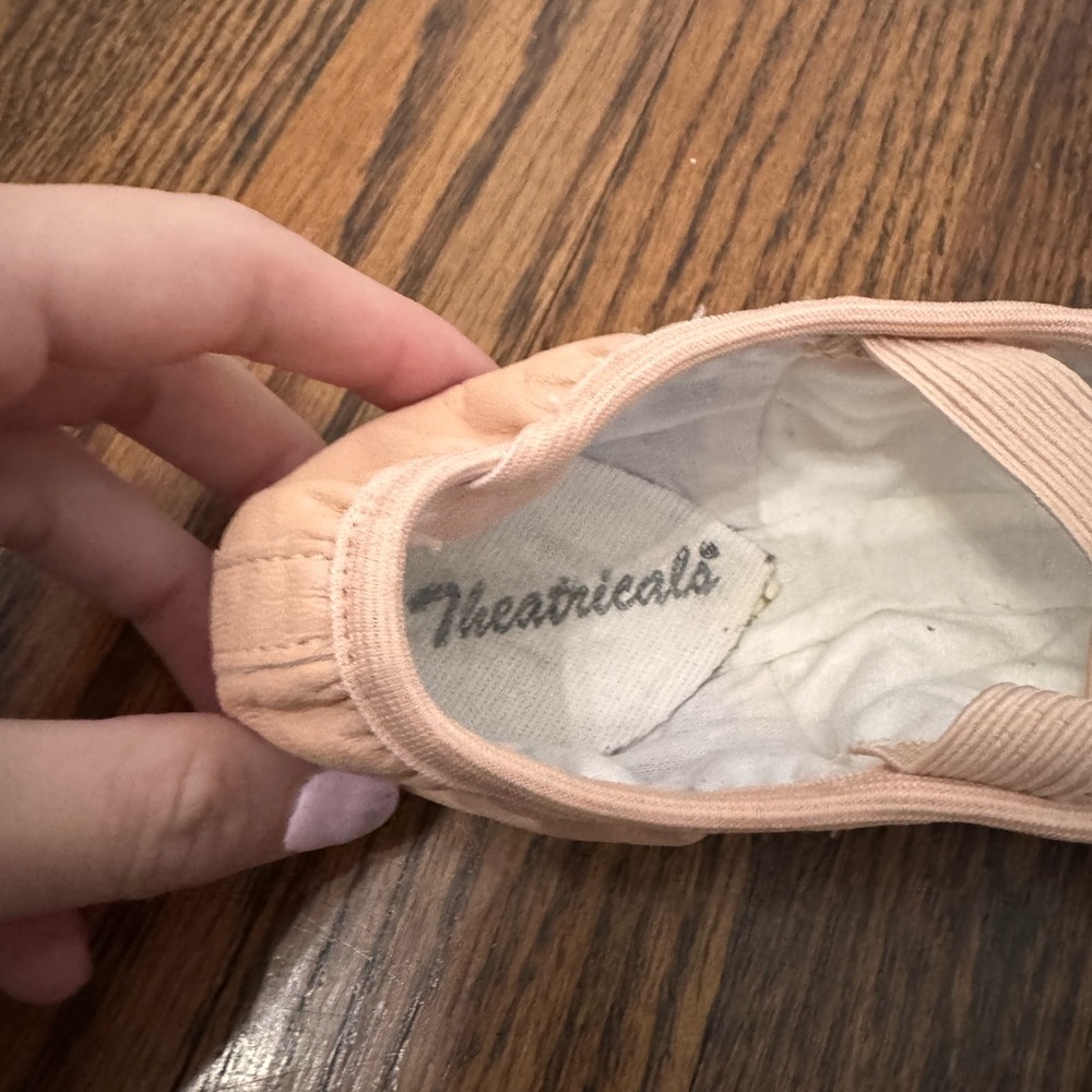 Ballet Flats - Picture 2 of 4